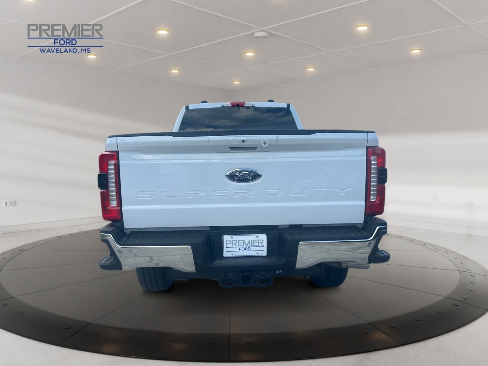 2026 Ford F-250 XLT photo 4