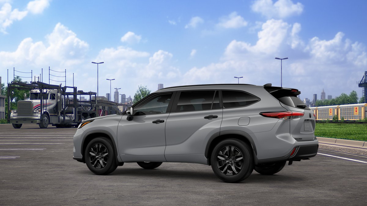 2025 Toyota Highlander Hybrid XLE photo 5