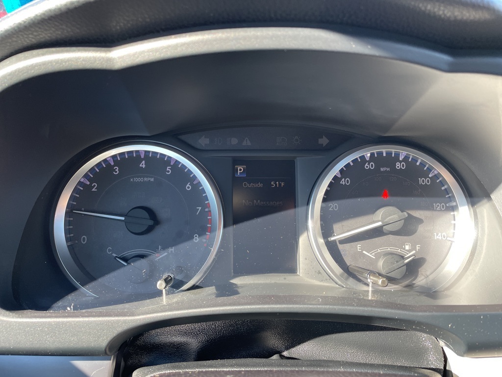2019 Toyota Highlander LE Plus photo 13