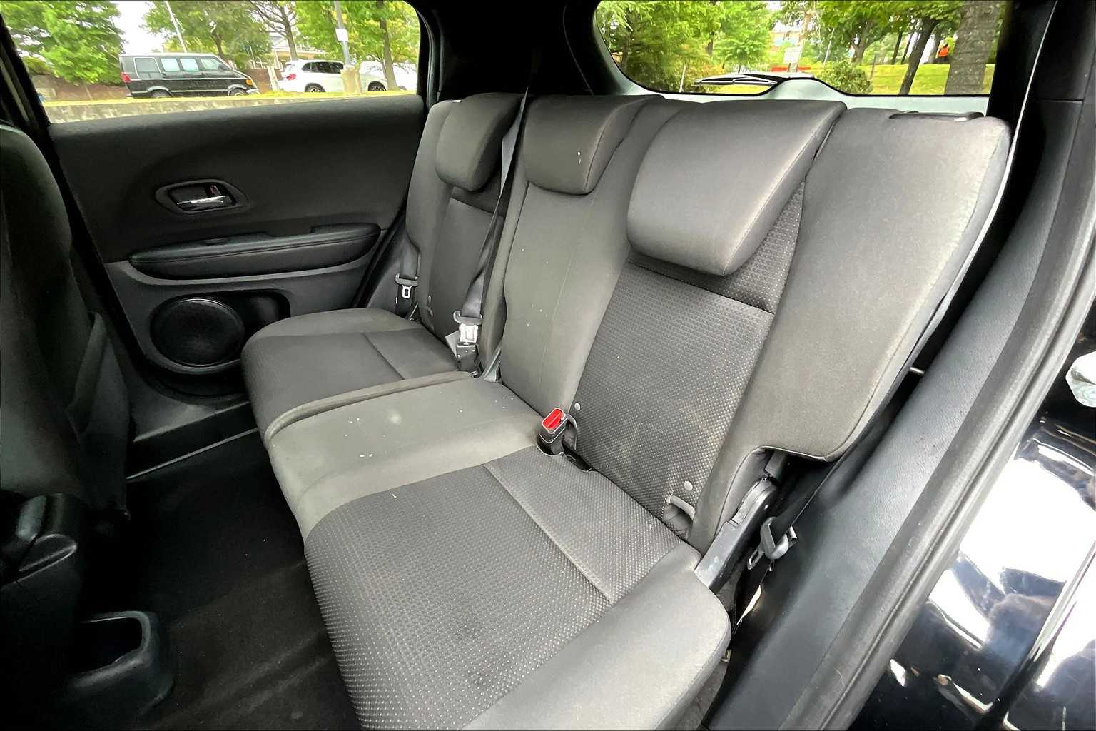 2021 Honda HR-V Sport photo 18