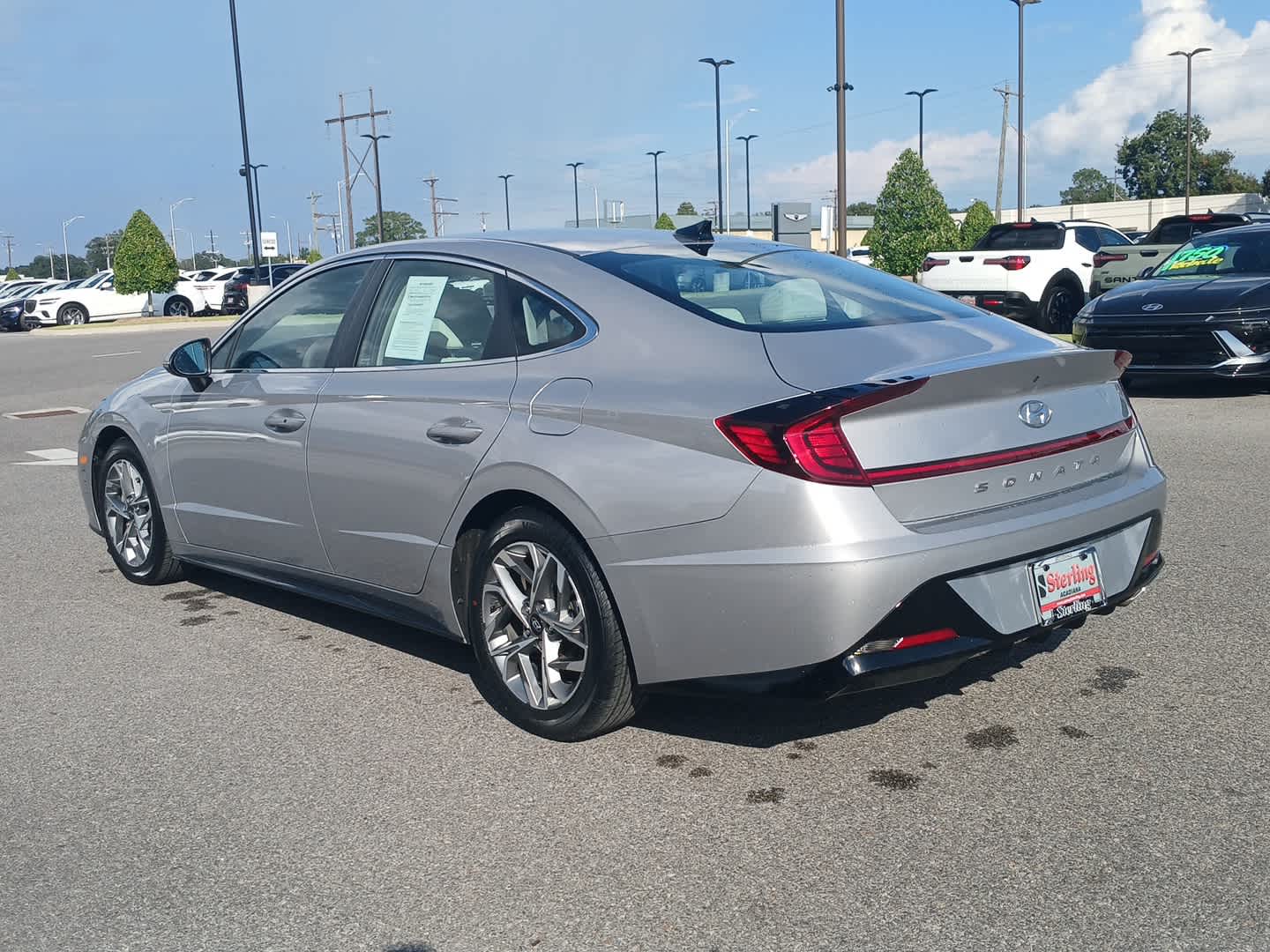 2023 Hyundai Sonata SEL photo 2