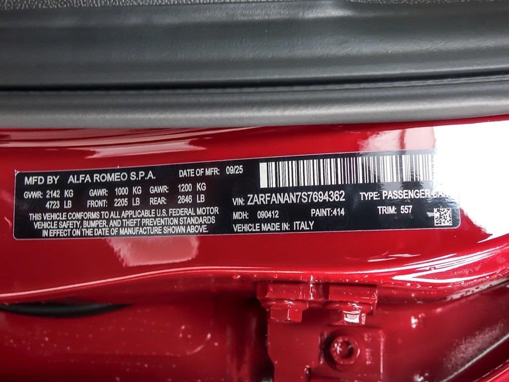 2025 ALFA ROMEO GIULIA (952) - Image 20
