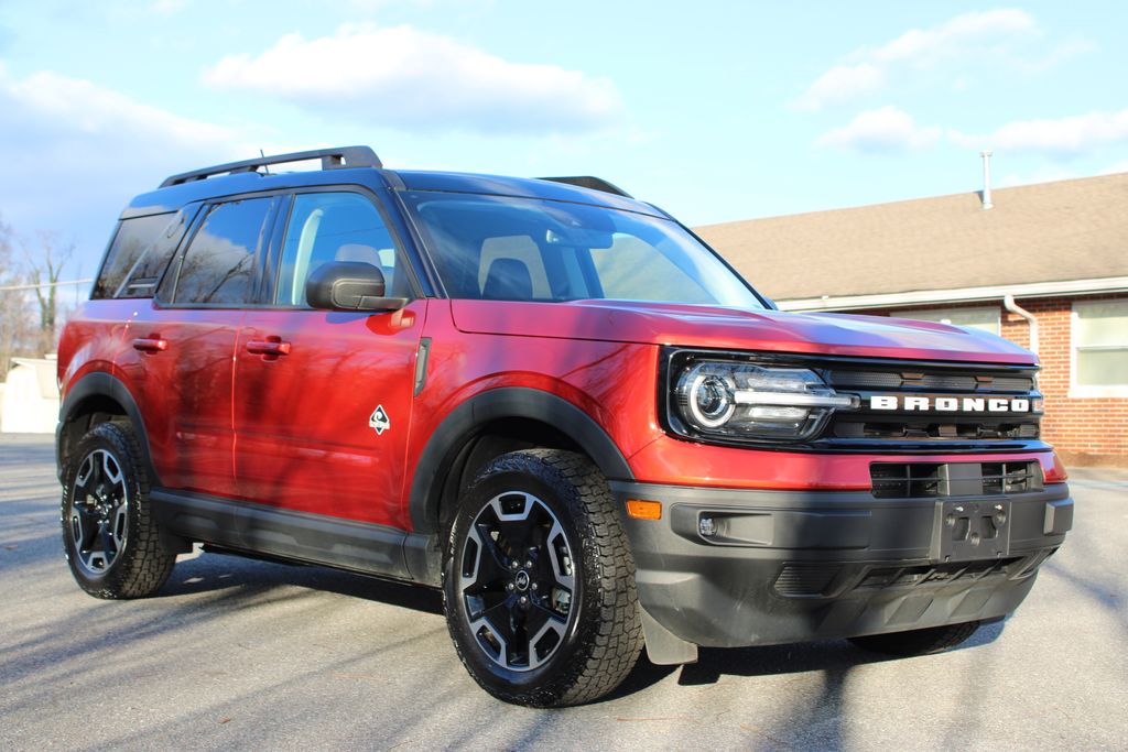 2023 Ford Bronco Sport Outer Banks photo 4