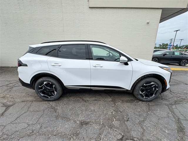 2026 Kia Sportage SX photo 3