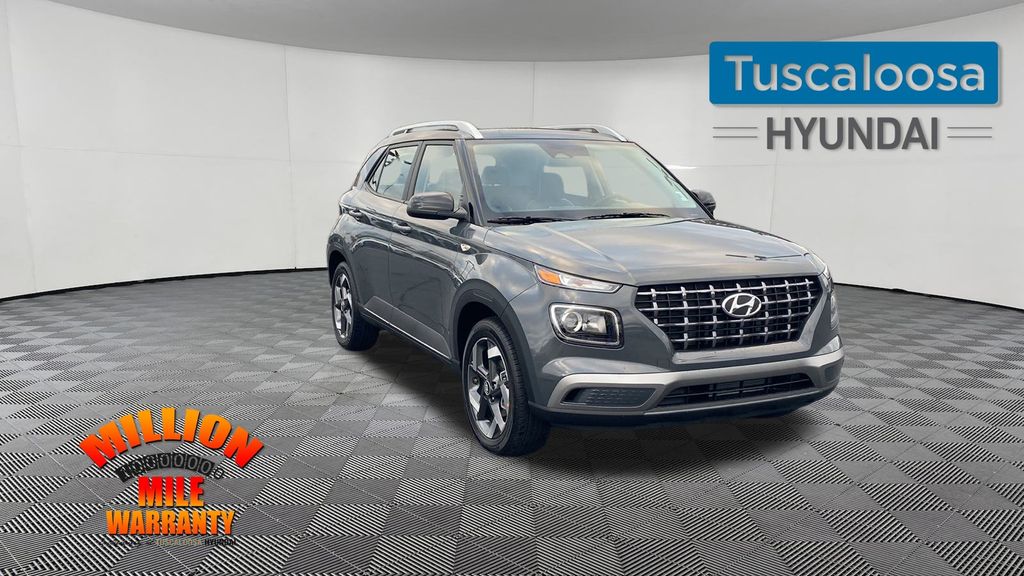 2026 Hyundai Venue SEL's photo