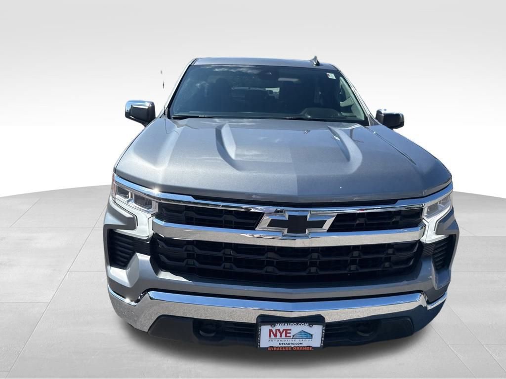 2024 Chevrolet Silverado 1500 LT photo 8