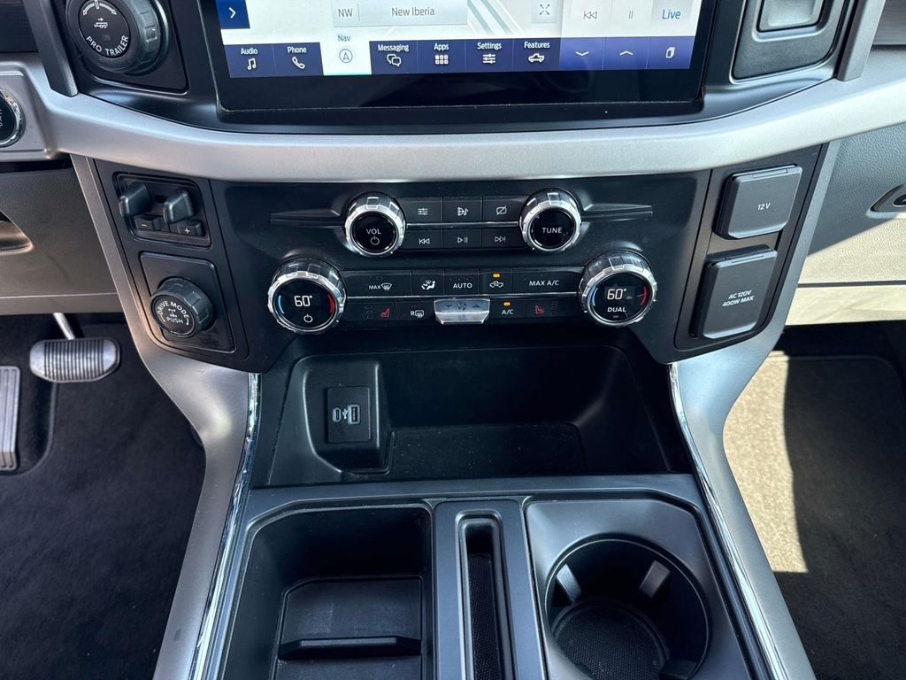2021 Ford F-150 XLT photo 26