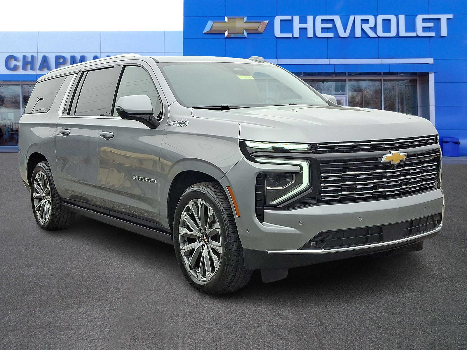 2025 Chevrolet Suburban High Country's photo