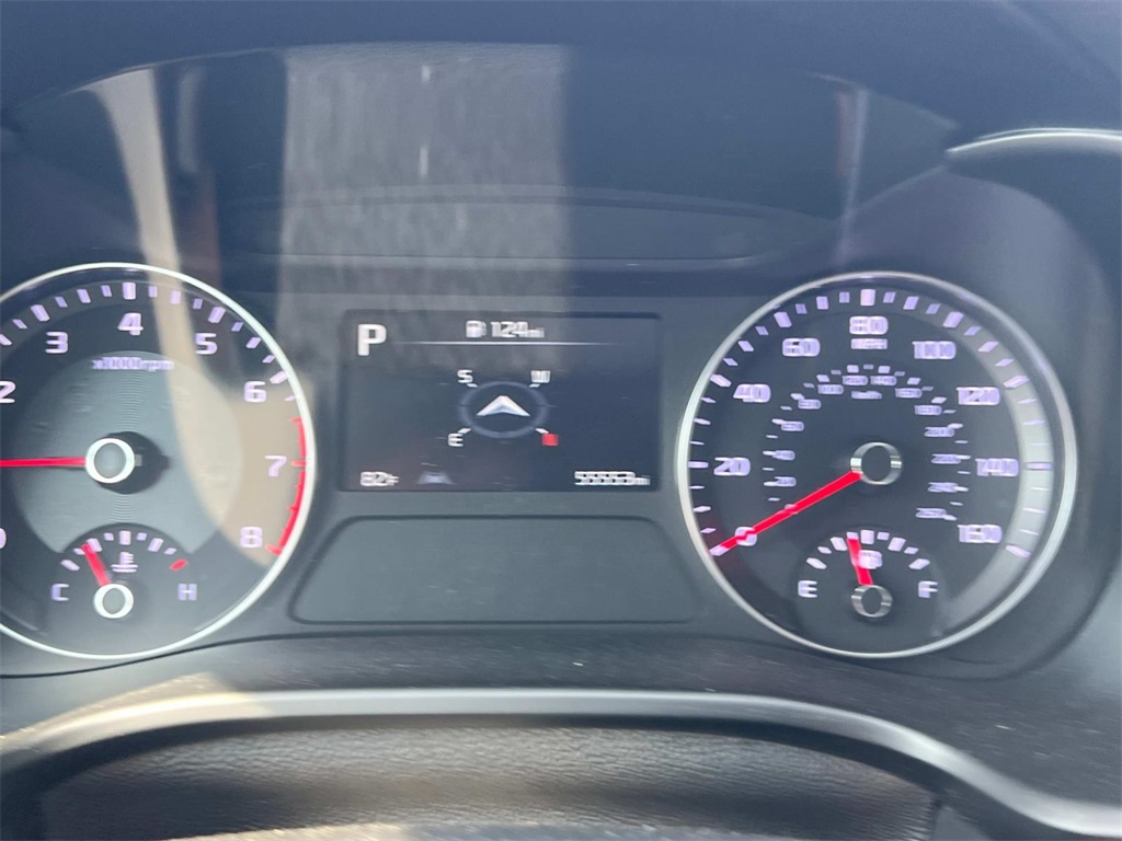 2022 Kia Forte GT-Line photo 17