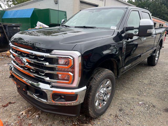 2025 Ford F-250 Lariat photo 4