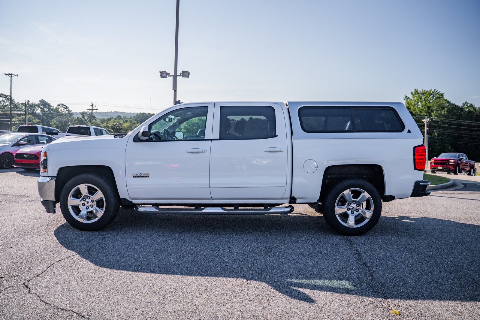 2017 Chevrolet Silverado 1500 LT photo 4