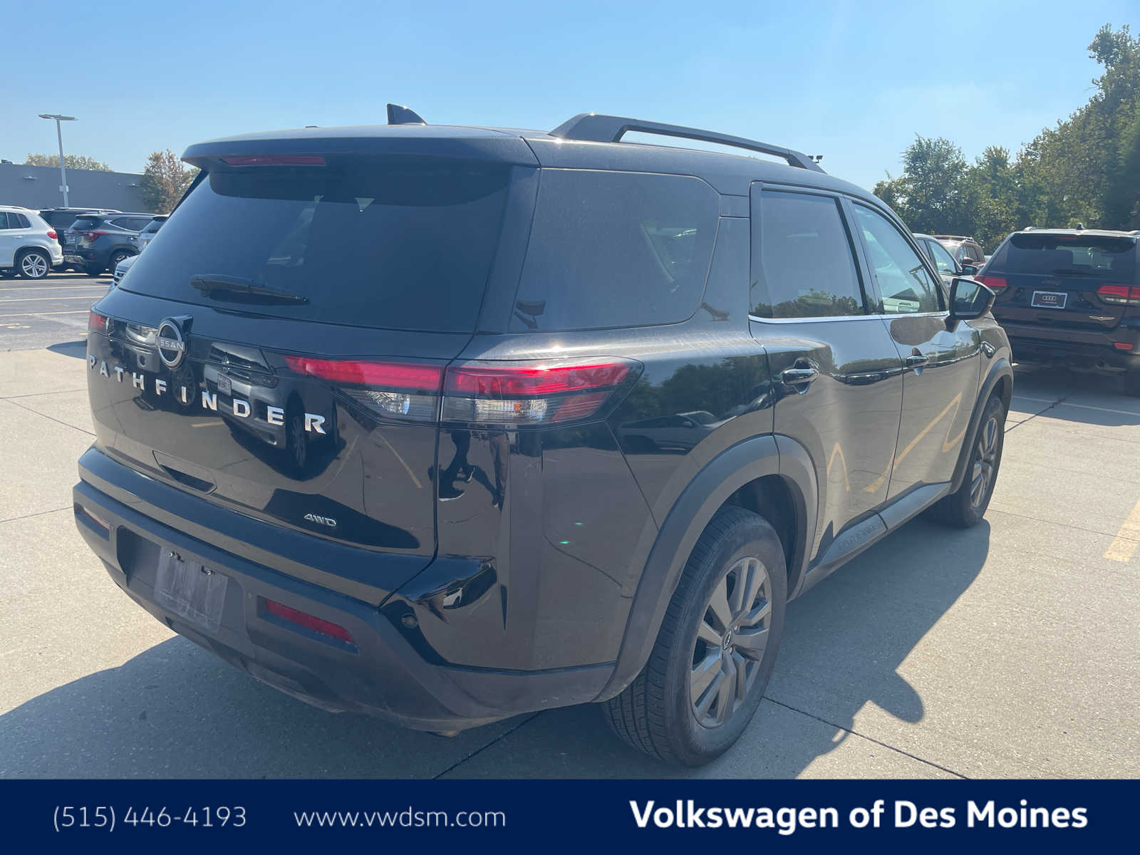2025 Nissan Pathfinder SV photo 3