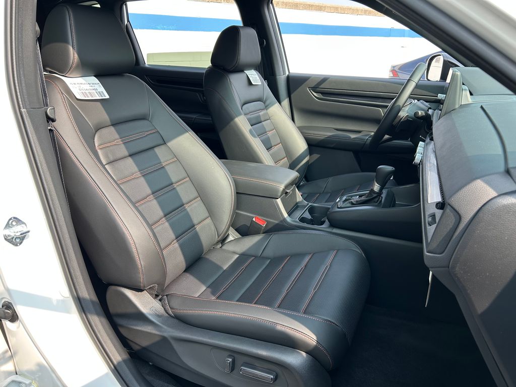 2026 Honda CR-V Hybrid Sport-L photo 23