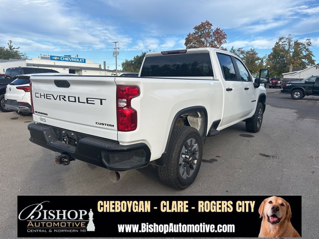 2024 Chevrolet Silverado 2500HD Custom photo 3