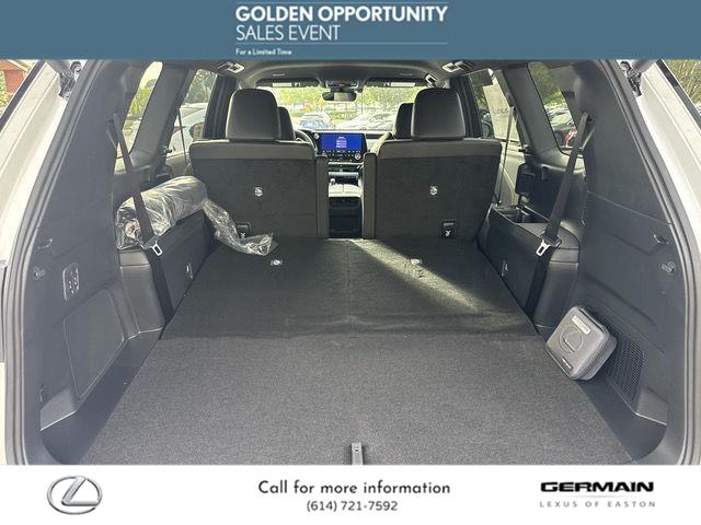 2025 Lexus TX 500h F SPORT Performance Premium photo 9