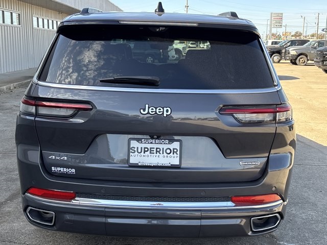 2024 Jeep Grand Cherokee Overland photo 3
