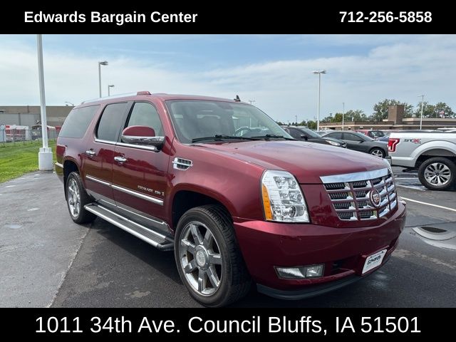 2008 Cadillac Escalade ESV Base photo 2
