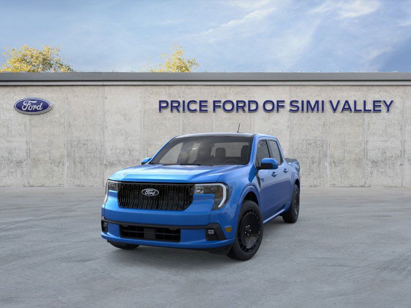 2025 Ford Maverick photo 2