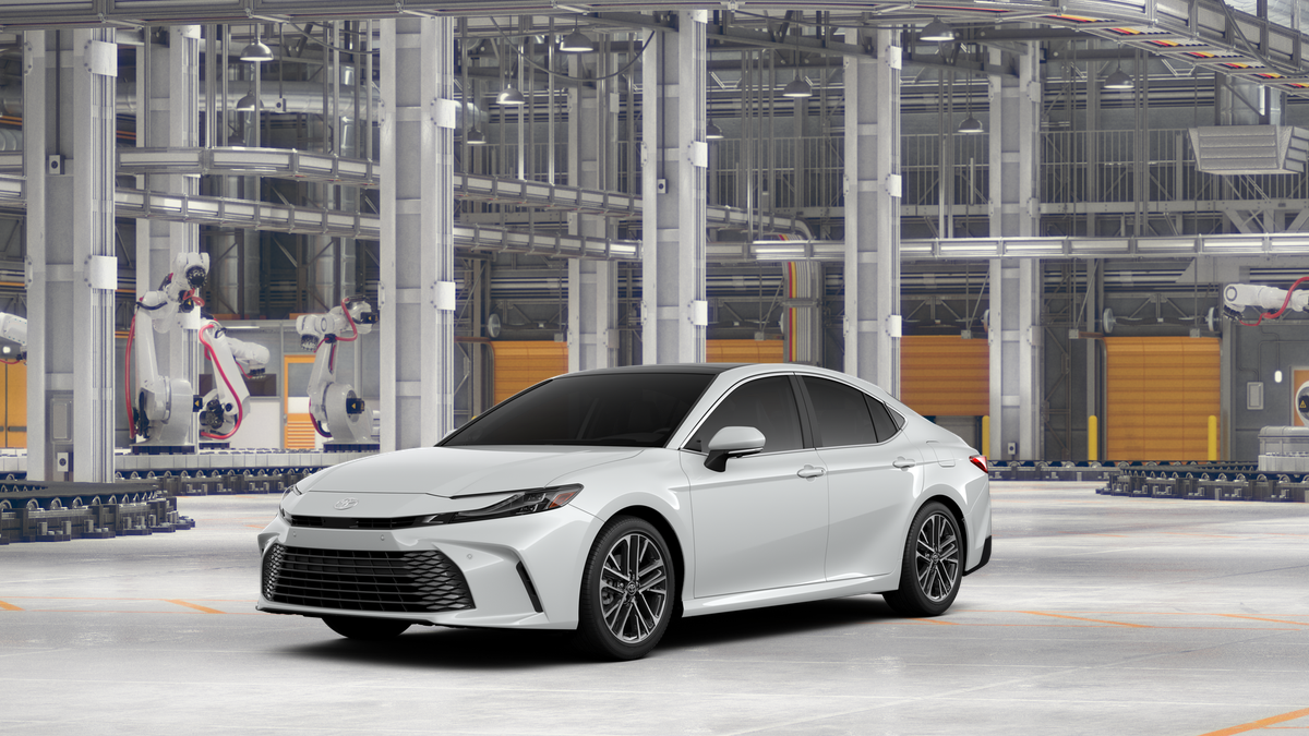 2026 Toyota Camry XLE's photo