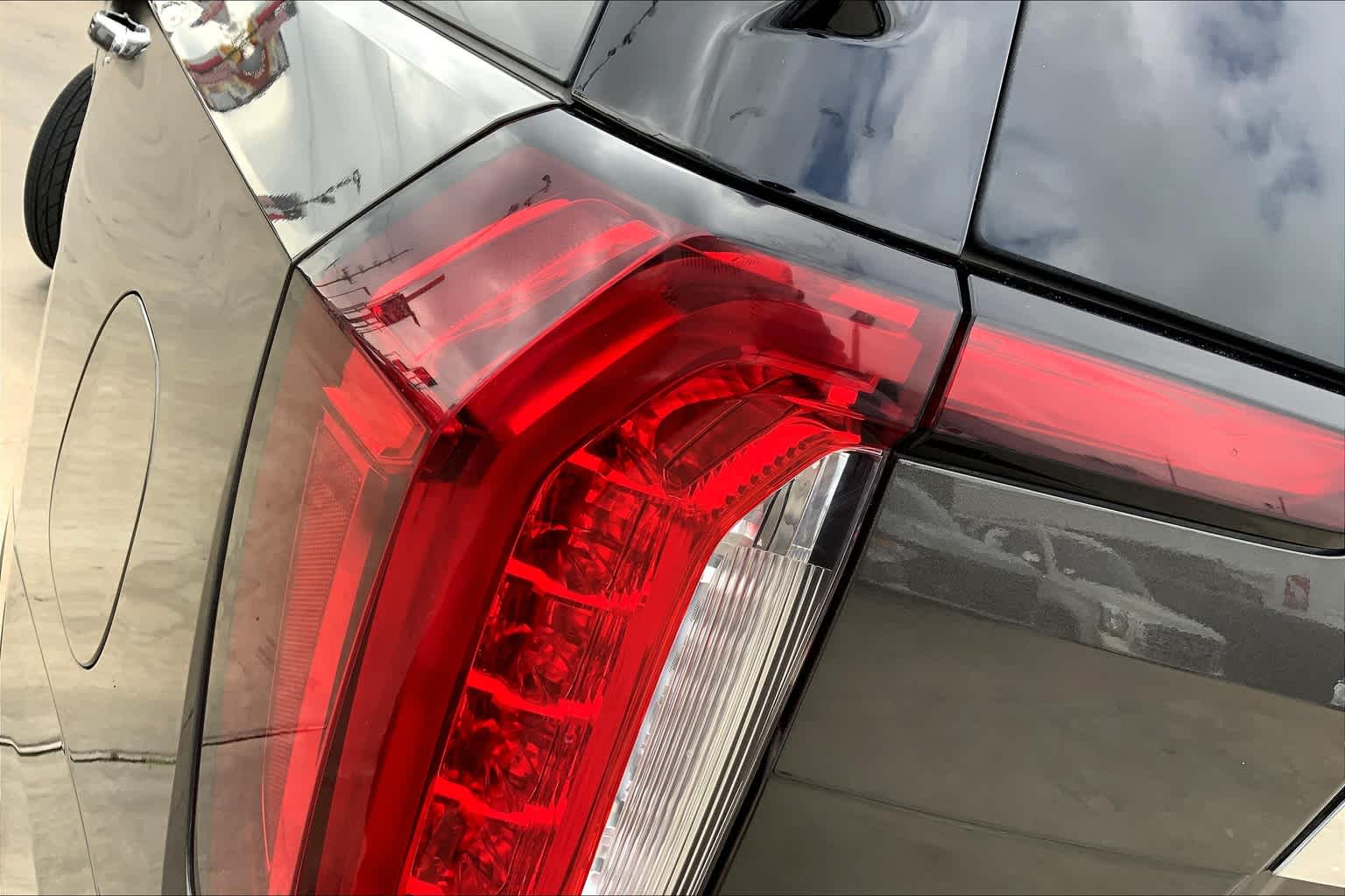 2021 Gmc Yukon SLT photo 28