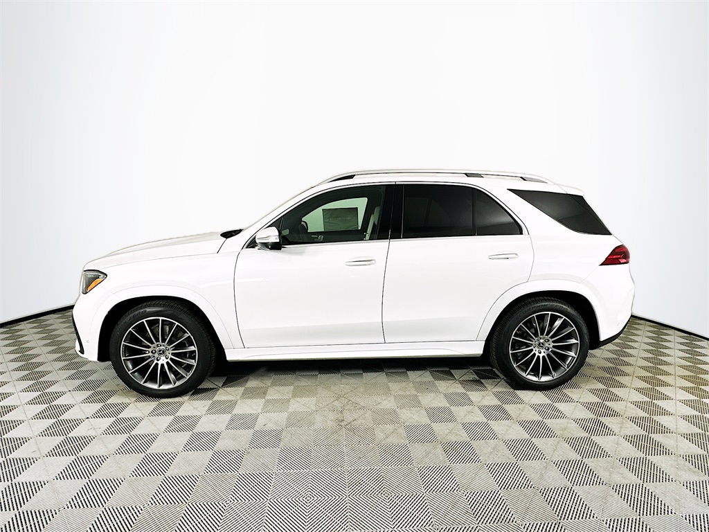 2026 Mercedes Benz GLE 350 4MATIC photo 3