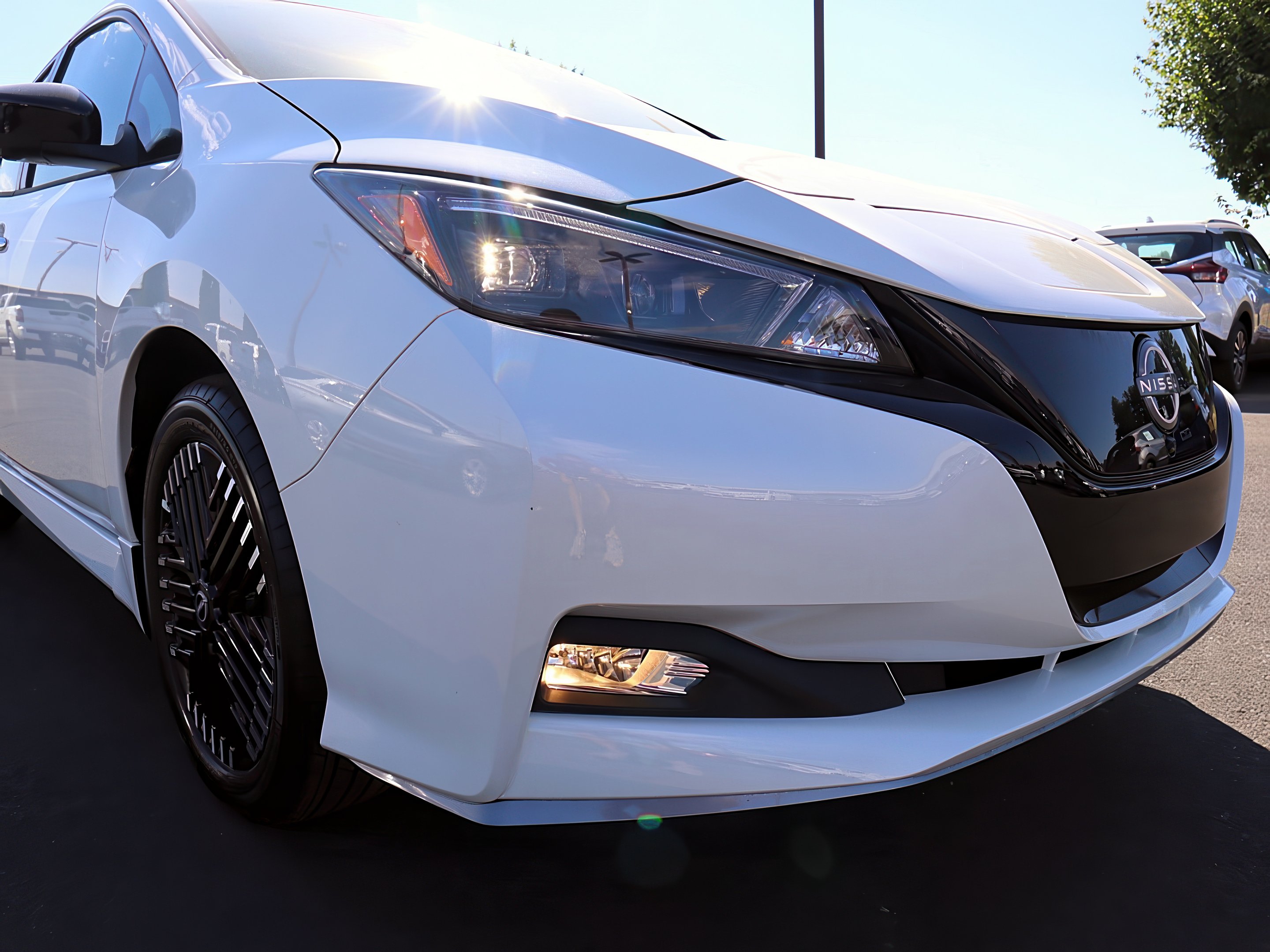 2025 Nissan Leaf SV Plus photo 29