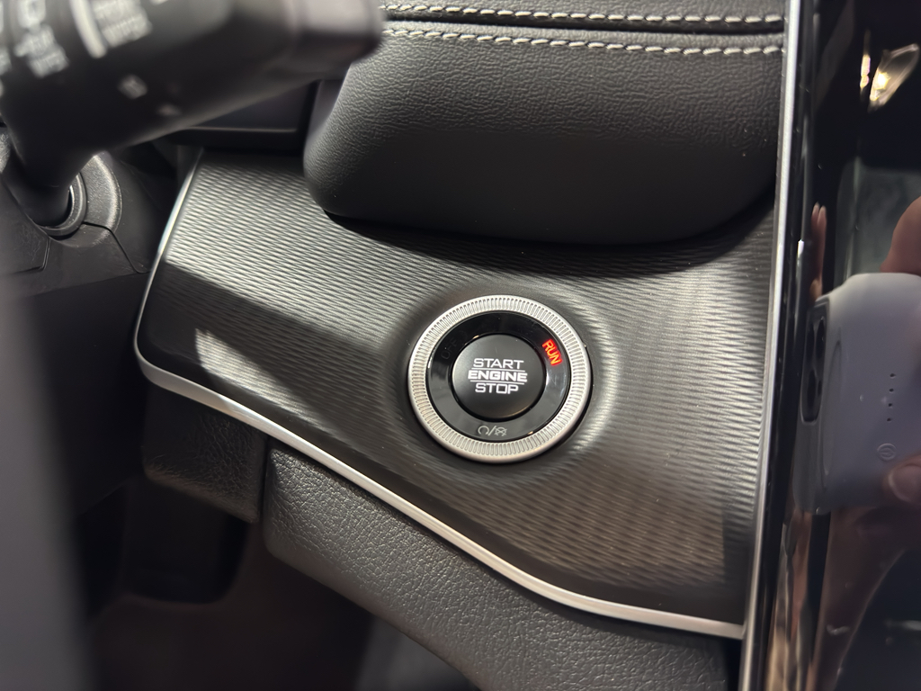 2025 Jeep Grand Cherokee Altitude X photo 31