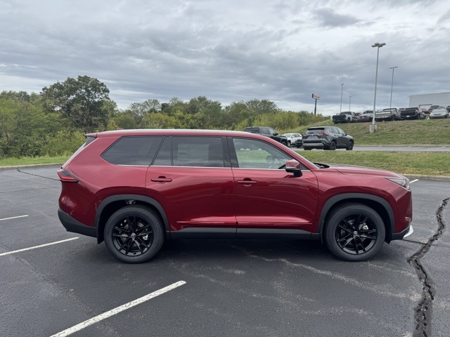 2026 Toyota Grand Highlander Hybrid MAX Platinum AWD photo 2