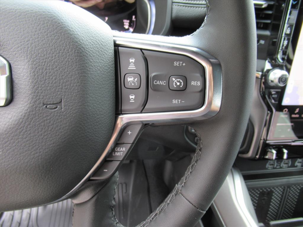 2026 Ram 1500 Laramie photo 18