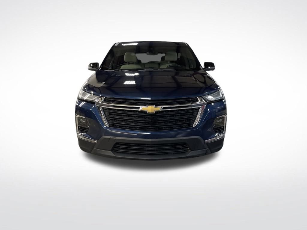 2022 Chevrolet Traverse LS photo 4