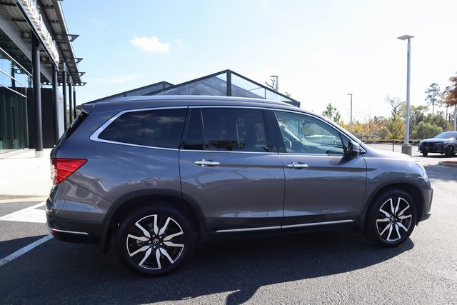 2021 Honda Pilot Touring photo 2