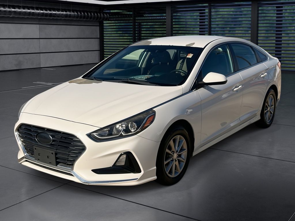 2019 Hyundai Sonata SE's photo