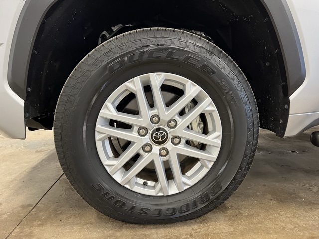2024 Toyota Tundra SR5 photo 9