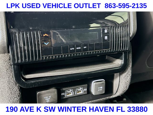 2023 Jeep Wagoneer Series II photo 23