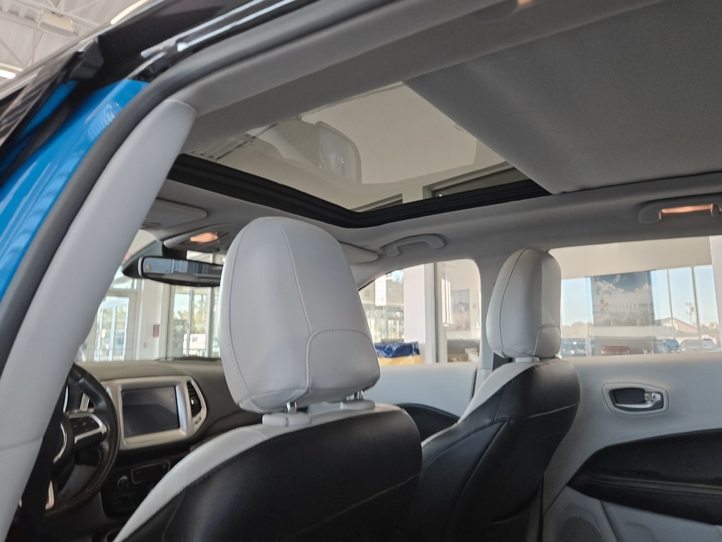 2018 Jeep Compass Latitude photo 17