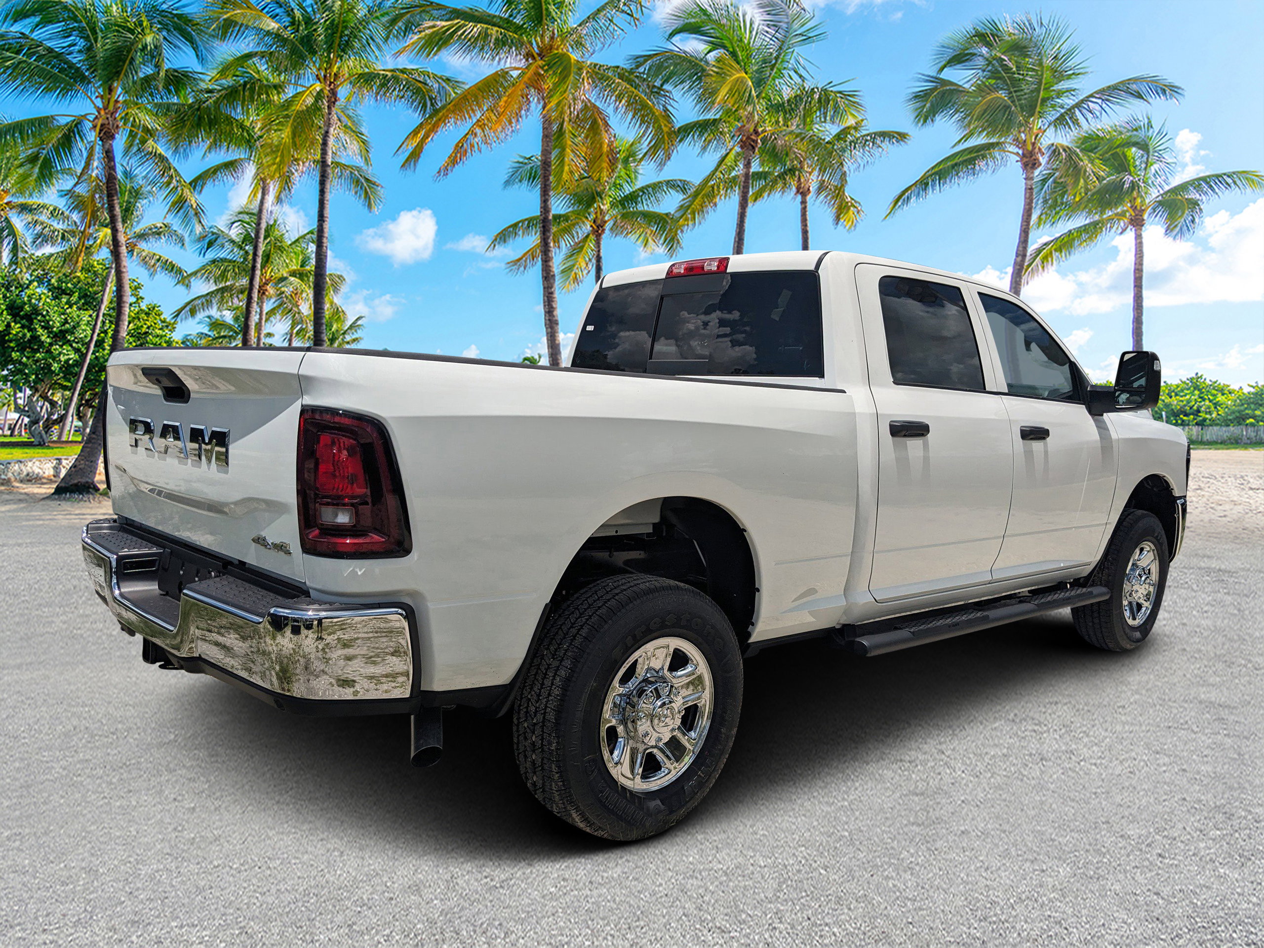 2025 Ram 2500 Tradesman photo 3