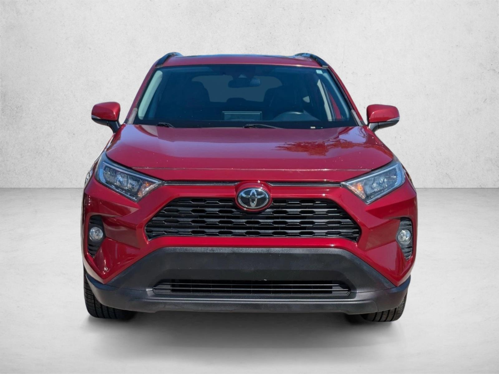 2019 Toyota RAV4 XLE Premium photo 2