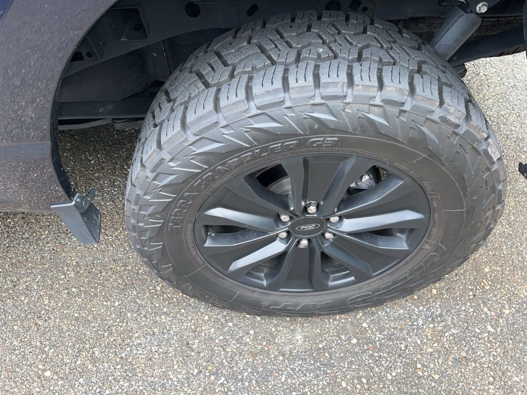 2021 Ford F-150 Lariat photo 24