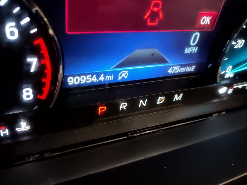 2021 Ford Explorer XLT photo 4