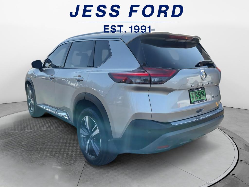 2021 Nissan Rogue SL photo 3