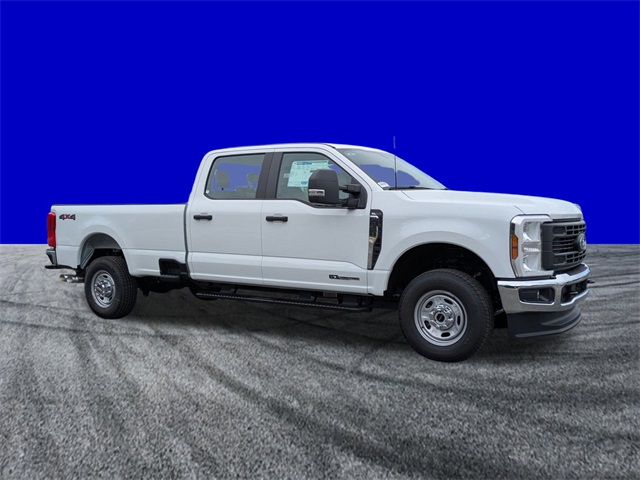 2026 Ford F-350 photo 2