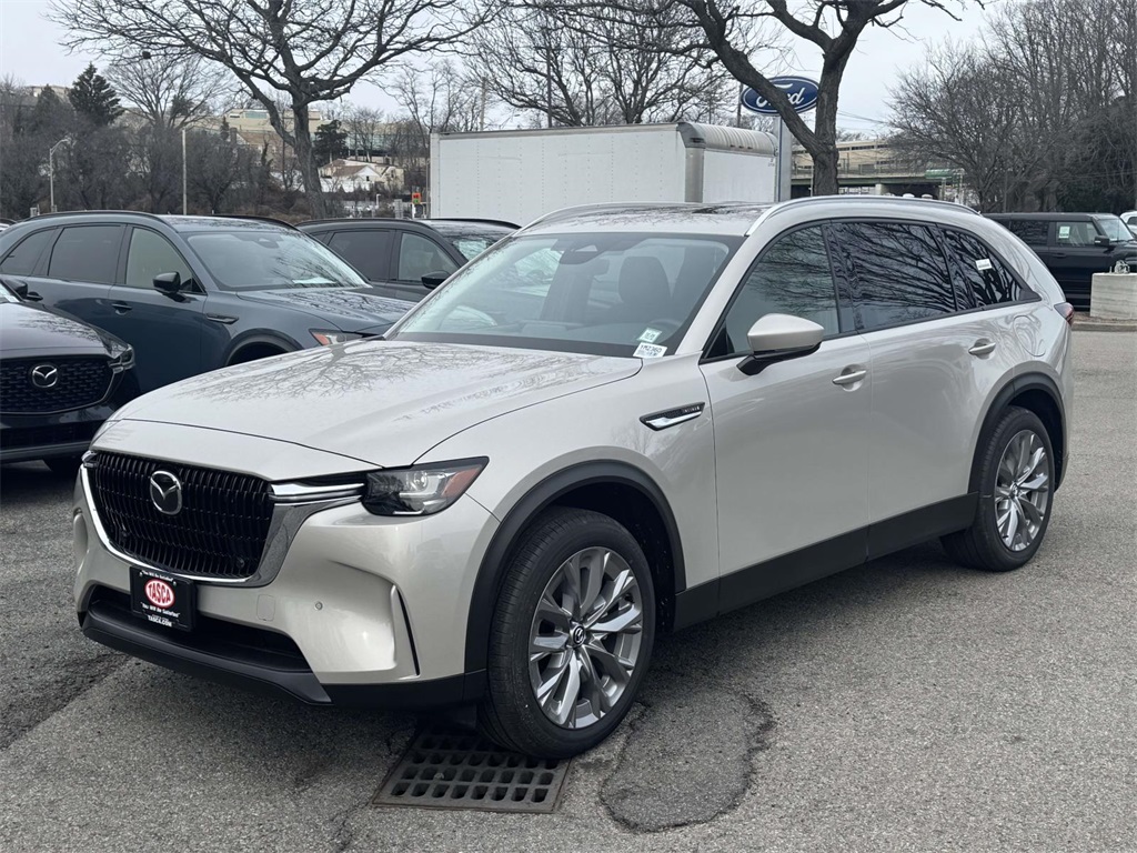 2026 Mazda CX-90 Preferred Package's photo