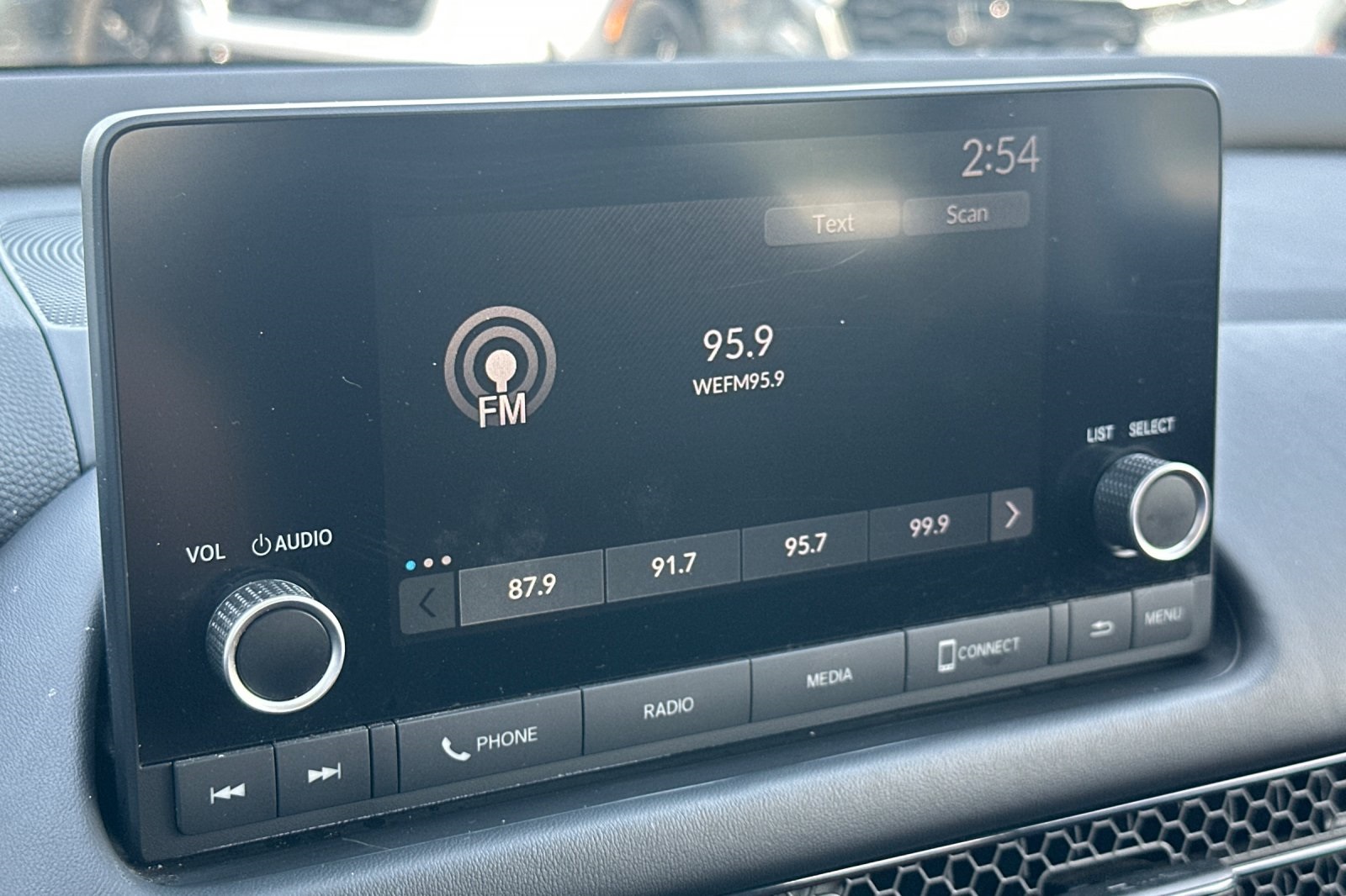 2023 Honda HR-V LX photo 22