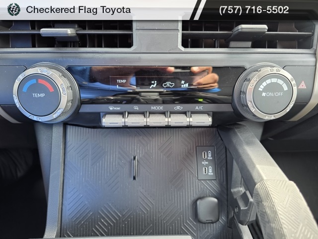 2024 Toyota Tacoma 4x4 Double Cab photo 17
