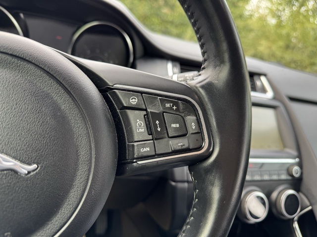 2018 Jaguar E-PACE S photo 27