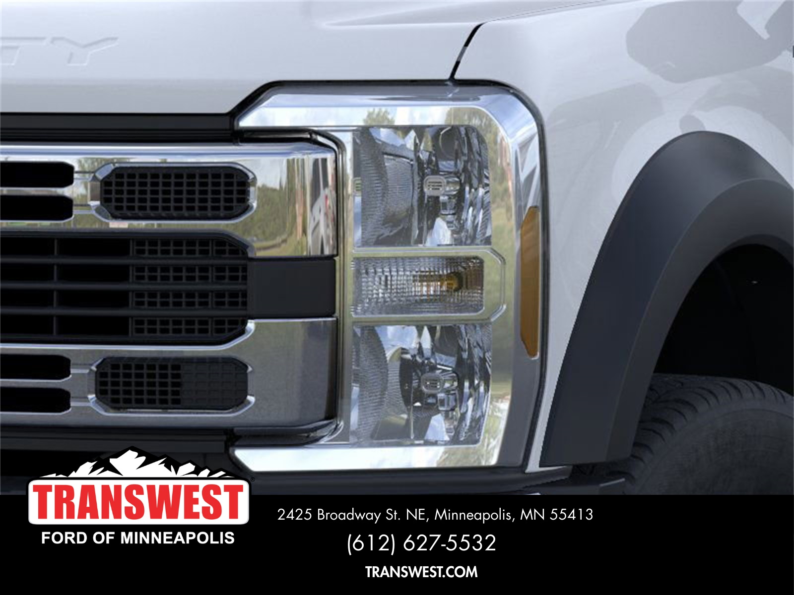 2025 Ford F-600 photo 18
