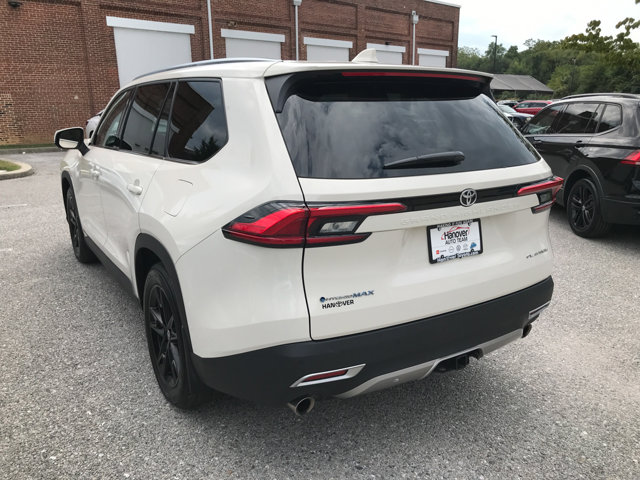 2024 Toyota Highlander Hybrid MAX Platinum photo 4