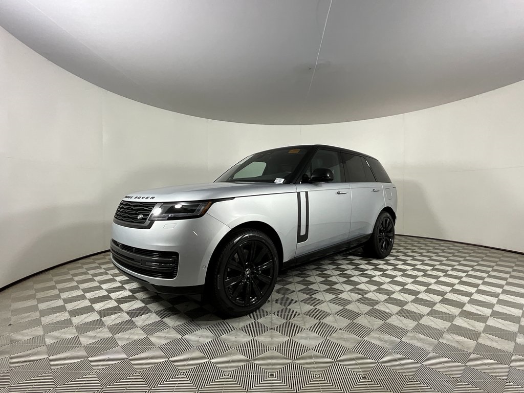 2025 Land Rover Range Rover SE's photo