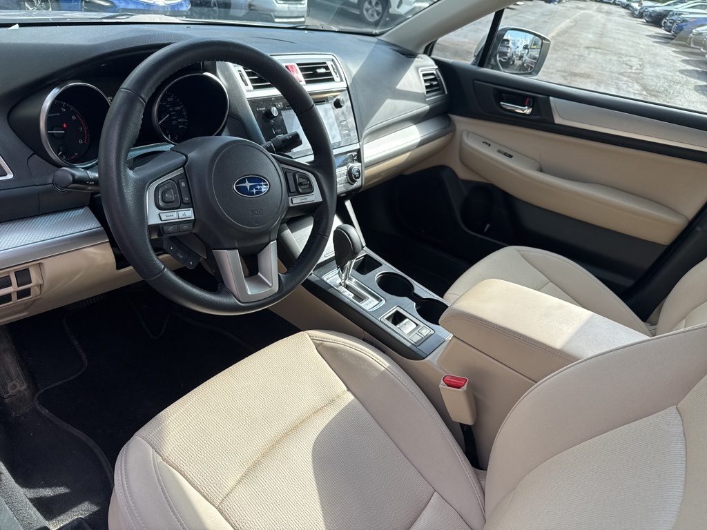 2017 Subaru Legacy 2.5i Premium photo 3