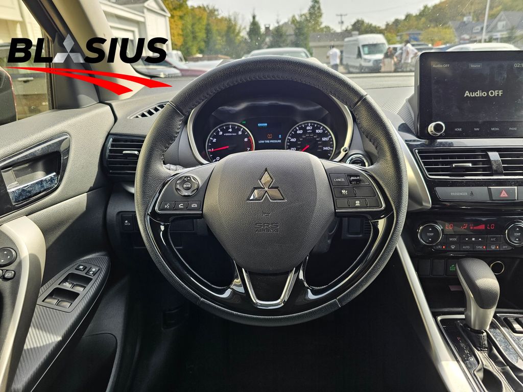 2024 Mitsubishi Eclipse Cross SE photo 18